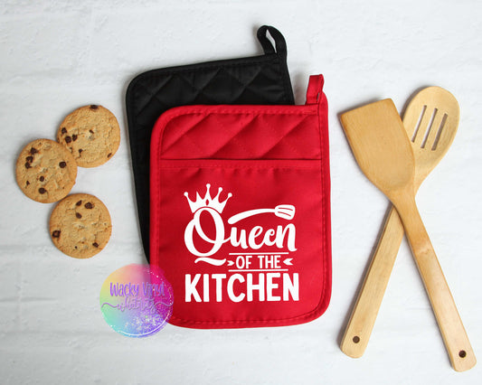 Queen of the Kitchen Pot Holder Wacky Vinyl Whatnots, LLC